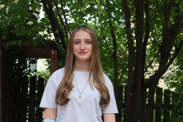 1a2585e6-7dcc-48b5-920f-bb24fc1596b3